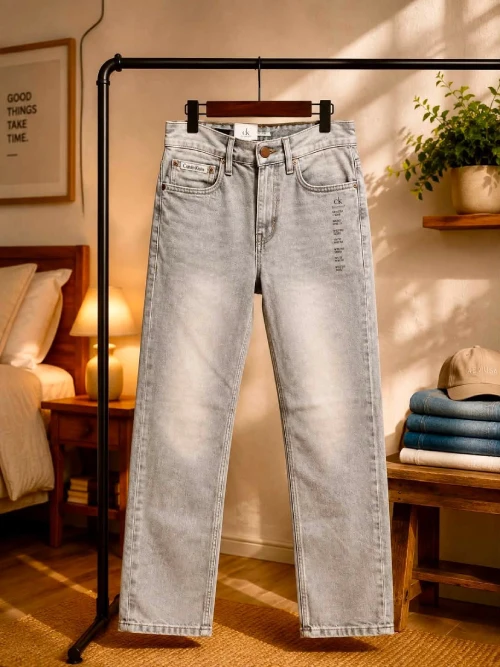 Calvin Klein Regular Fit Denim - CT